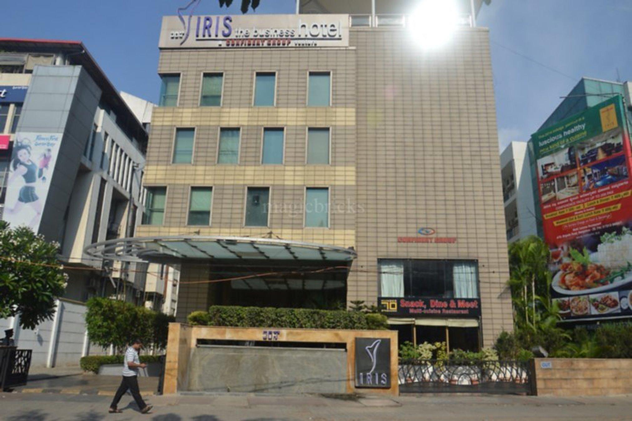 Iris The Business Hotel Bangalore Exterior foto