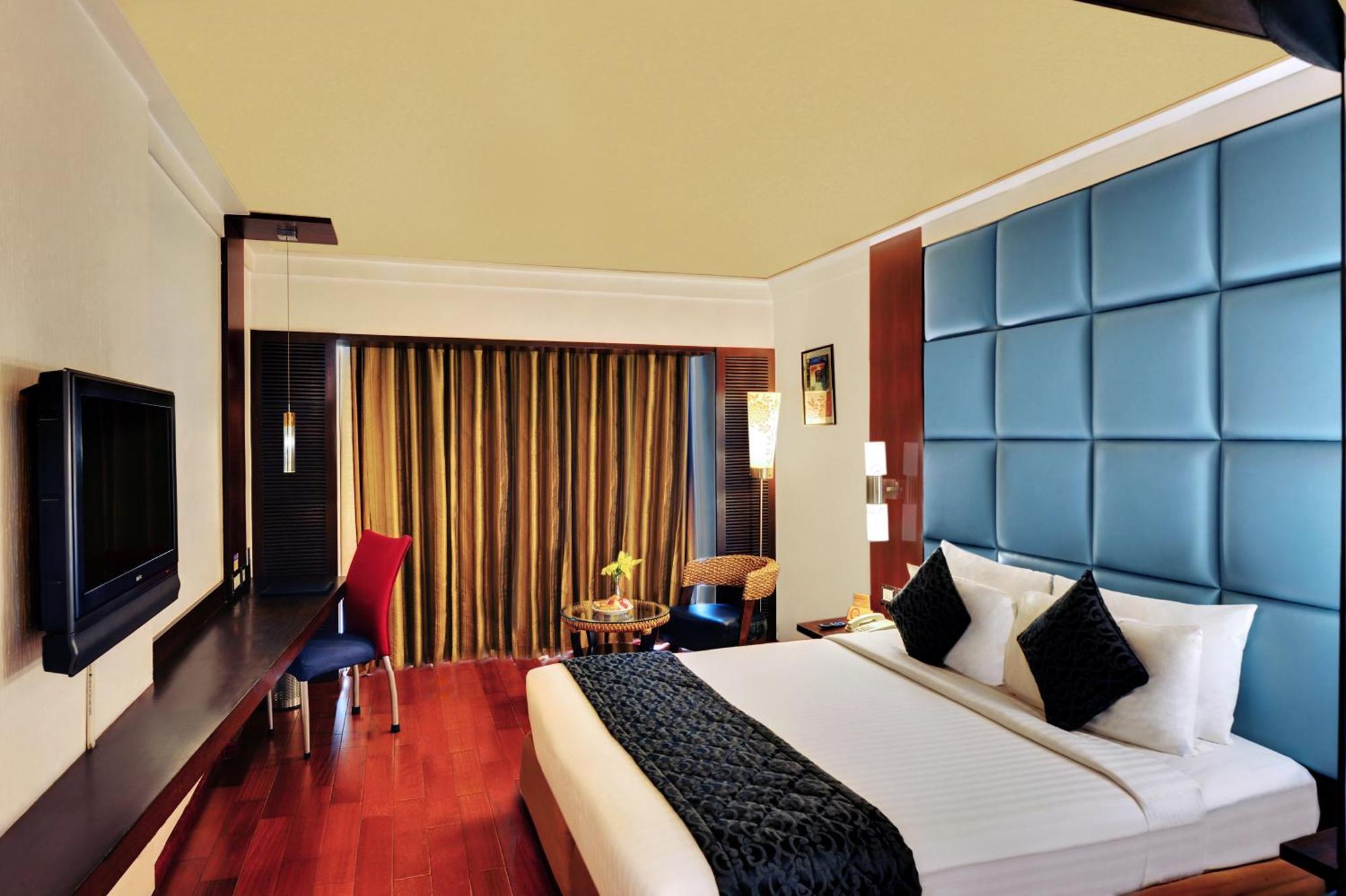 Iris The Business Hotel Bangalore Exterior foto